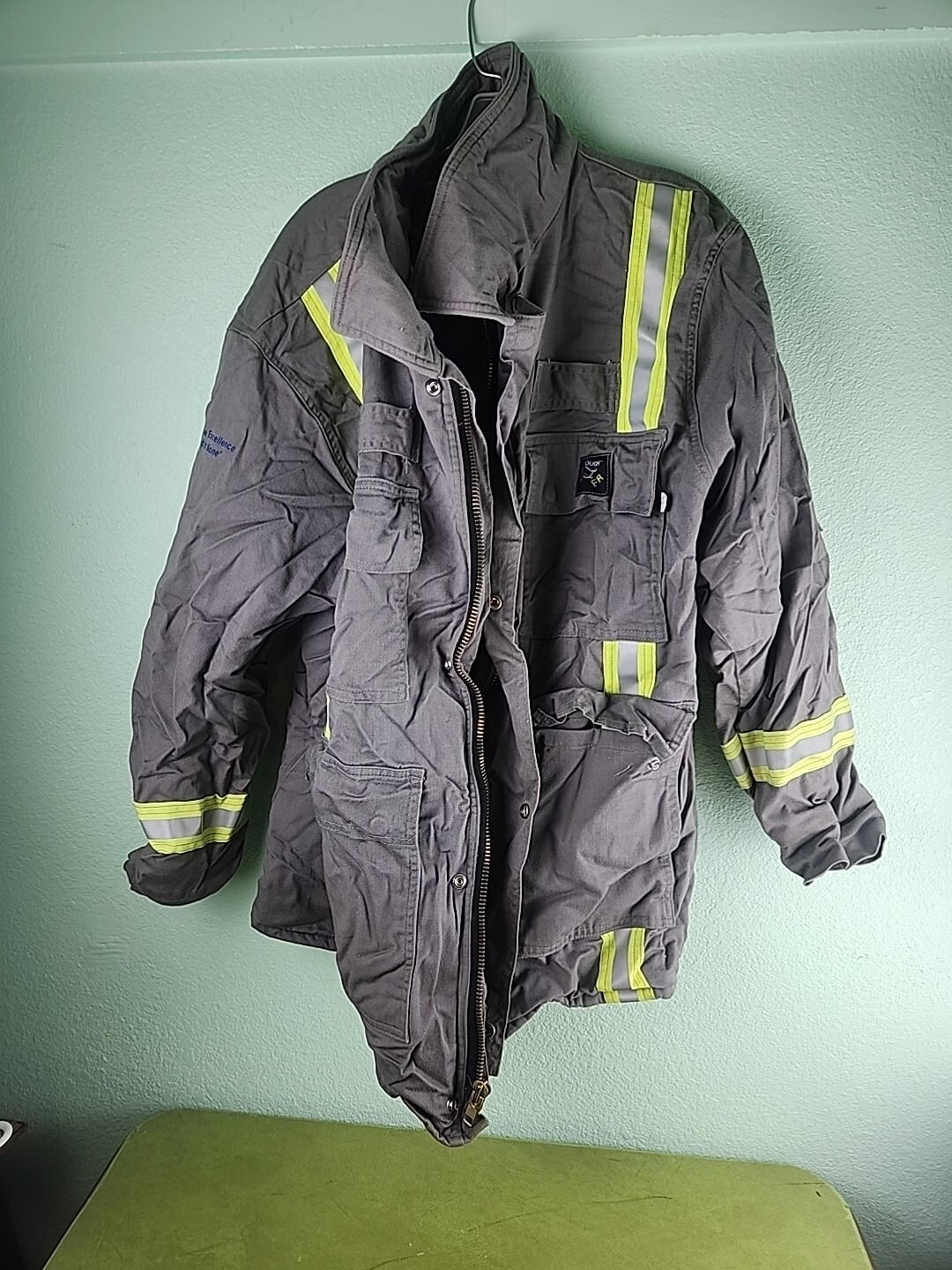 Tough Tech Large Gray Green Jacket Fire Retardent 42-44"