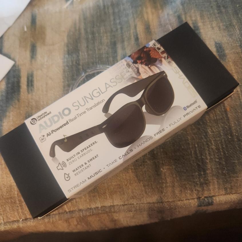 AI Powered Audio Sunglasses Blue Tooth Sound Shades Stream Music Take Calls NEW