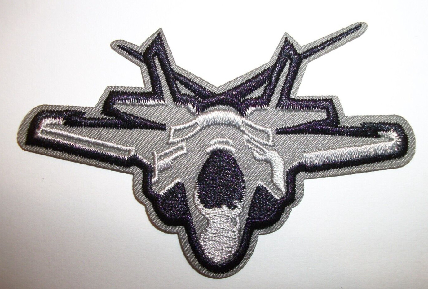 TOP GUN US Navy Pilot Jet Fighter F-14 Tomcat Embroidered Patch~3 1/2" x 2 1/4"