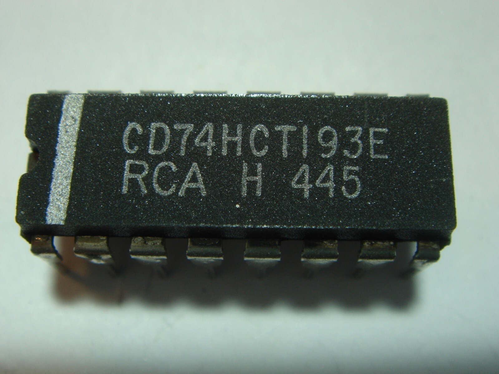 CD 74HCT193 presettable synchronous 4-bit binary up/down counter #C73-74