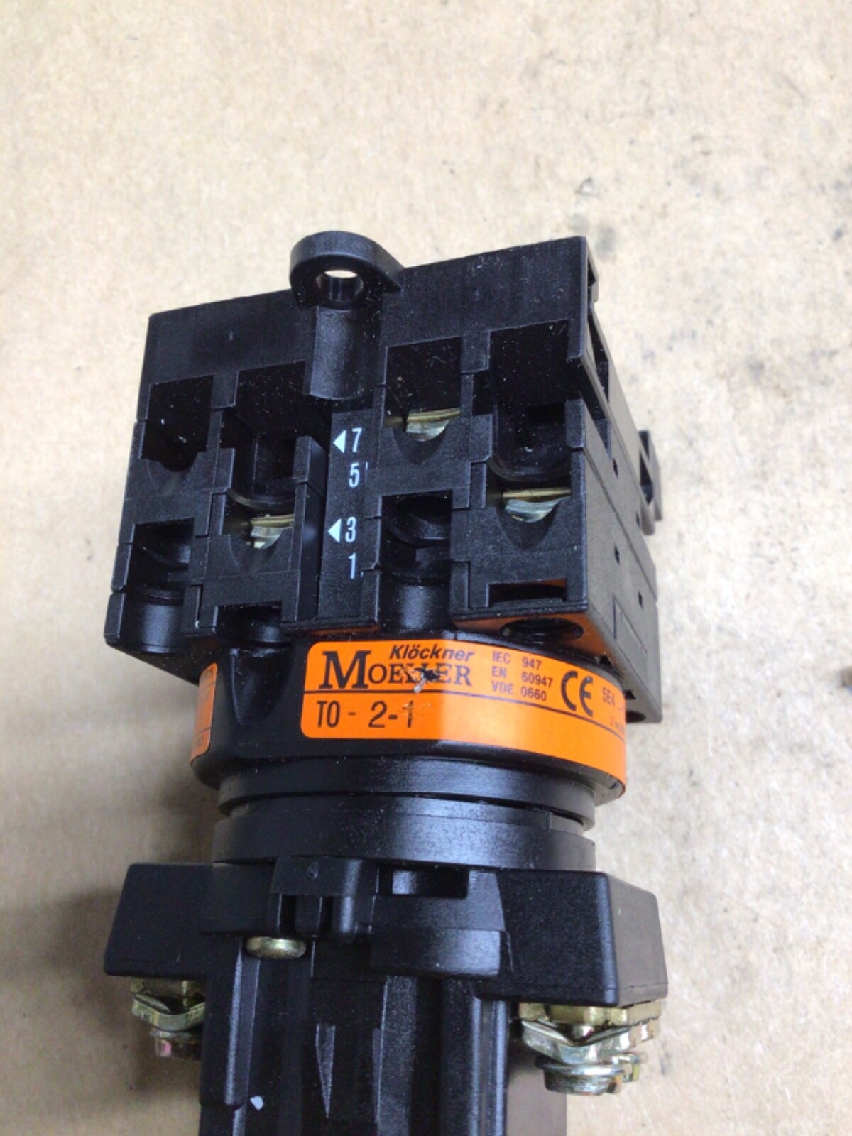 Moeller 2-1 Disconnect Switch 3Ph #4023D106