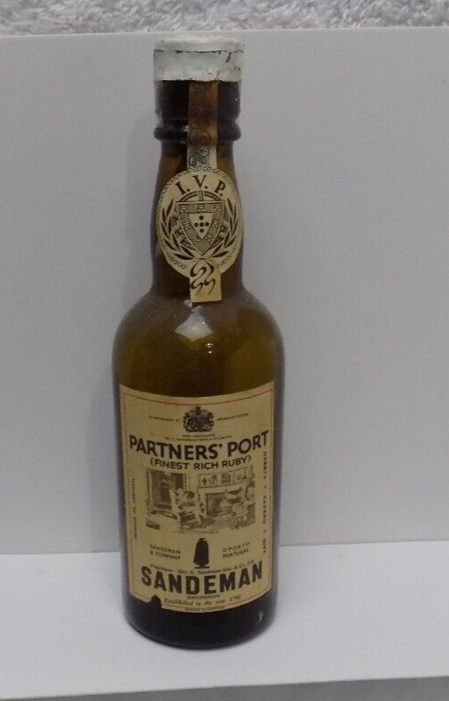 VINTAGE MINATURE PORT BOTTLE - SANDEMAN PARTNER'S RICH RUBY PORT  - EMPTY BOTTLE