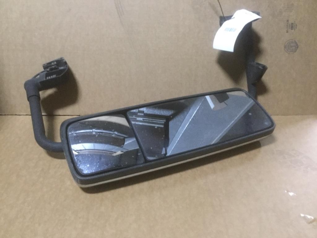 For 2010 VOLVO VNM CAB/DOOR MIRROR N/A ,  IL