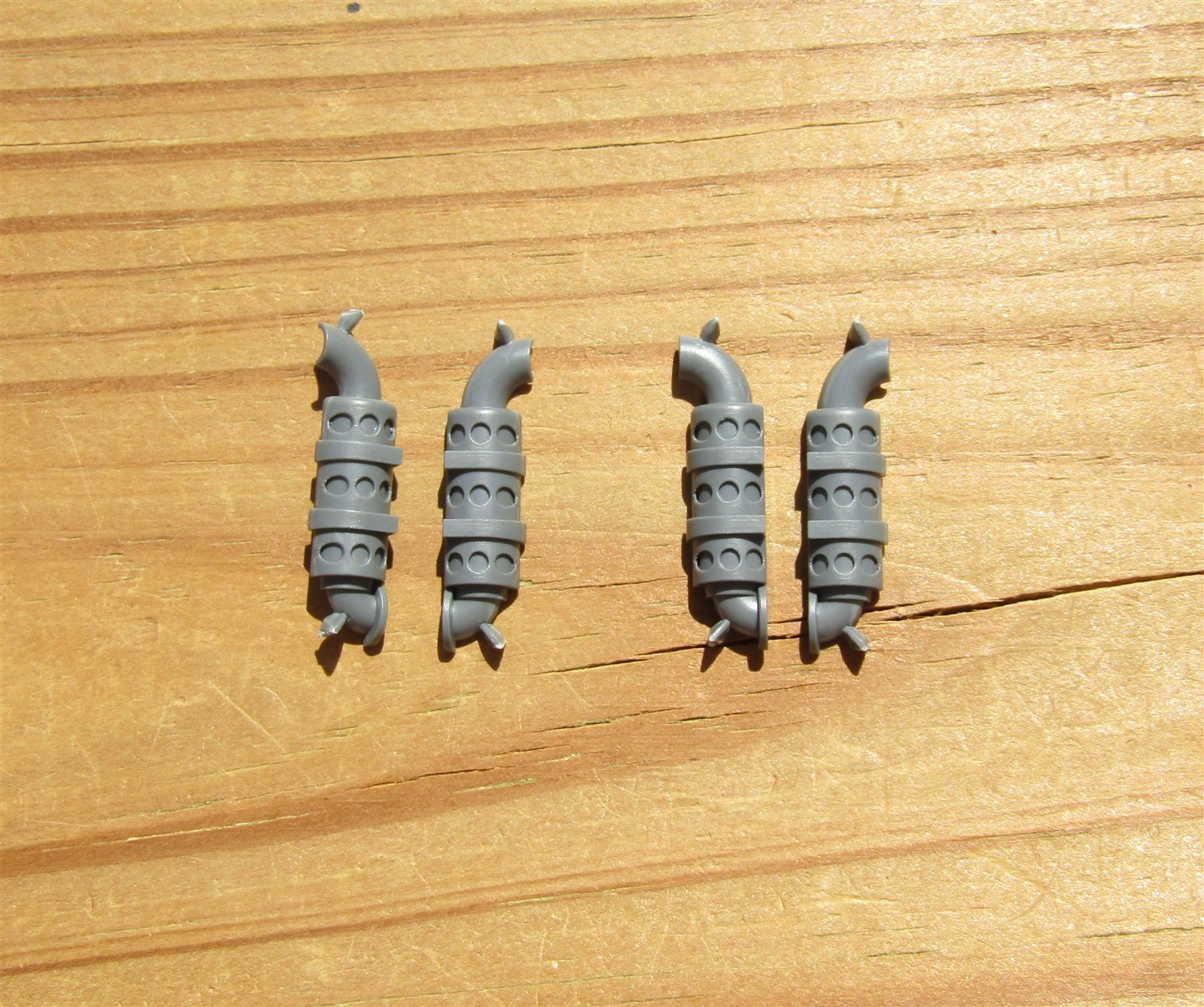 40K Astra Militarum Leman Russ Exhaust Bits