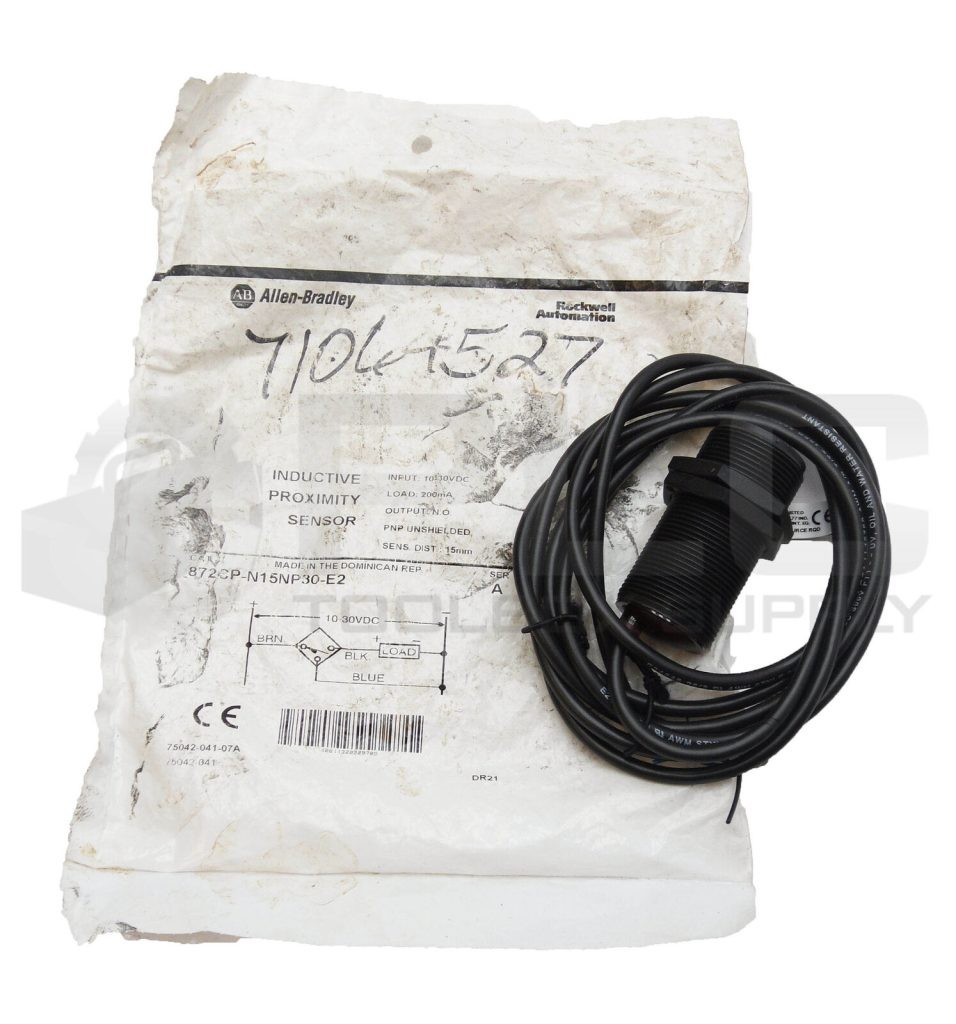 NEW ALLEN BRADLEY 872CP-N15NP30-E2 SER A INDUCTIVE PROXIMITY SENSOR 10-30VDC
