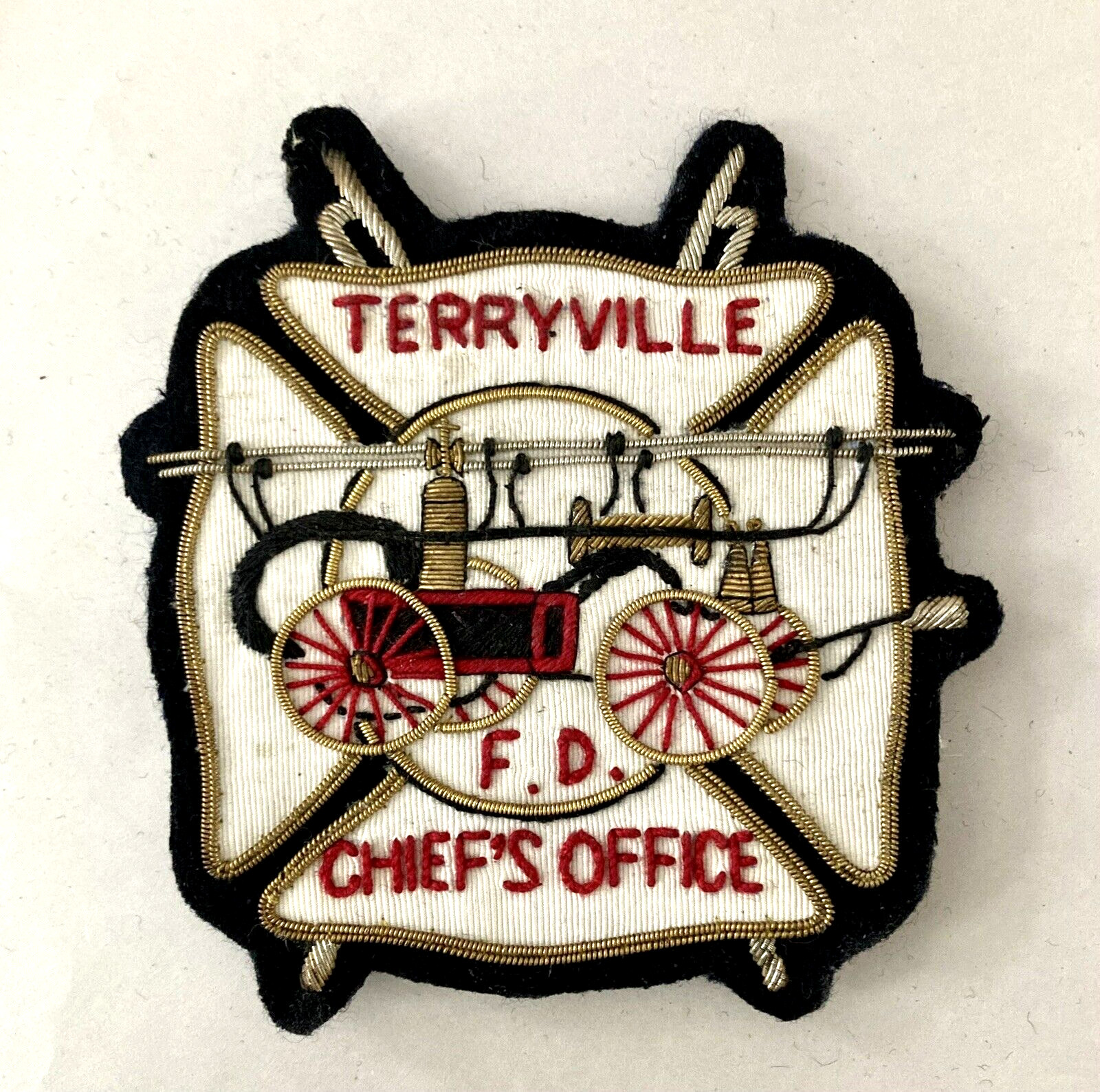 Vintage Rare Embroidered Fire Department FD Terryville Chief Engine Patch w-Clip