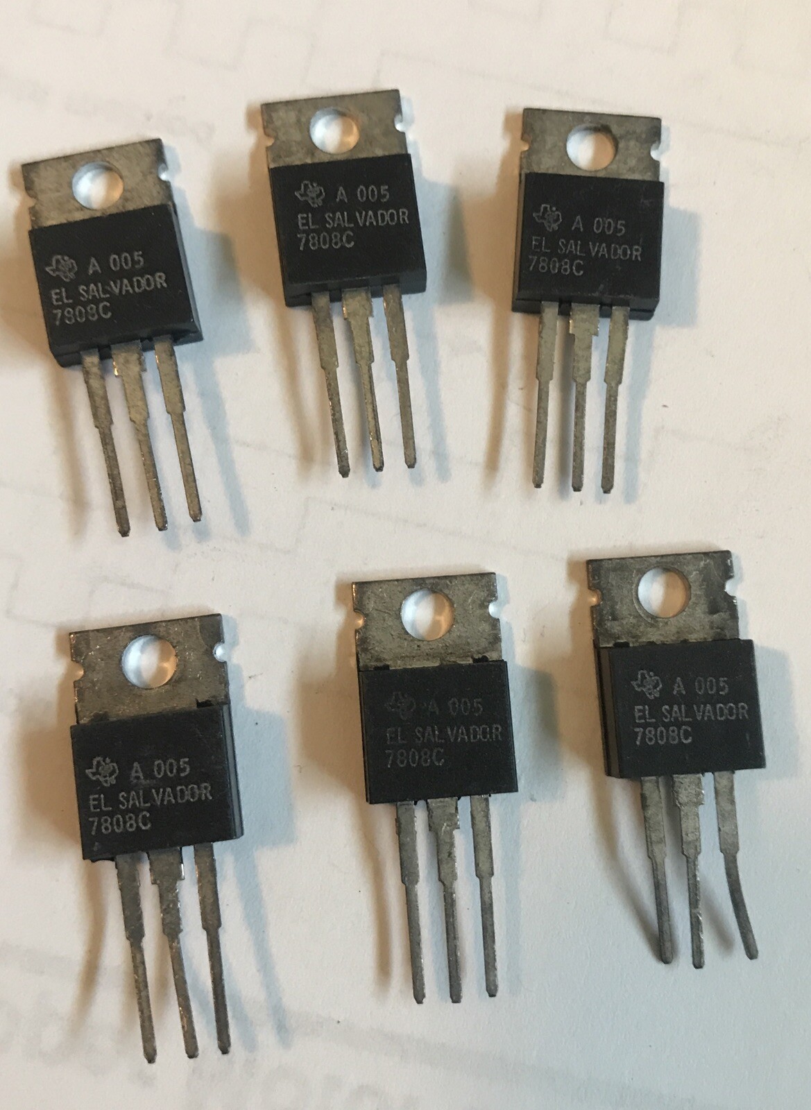 Lot Of Six Texas Instruments TO-220 7808C Regulator 8 Volt 7808