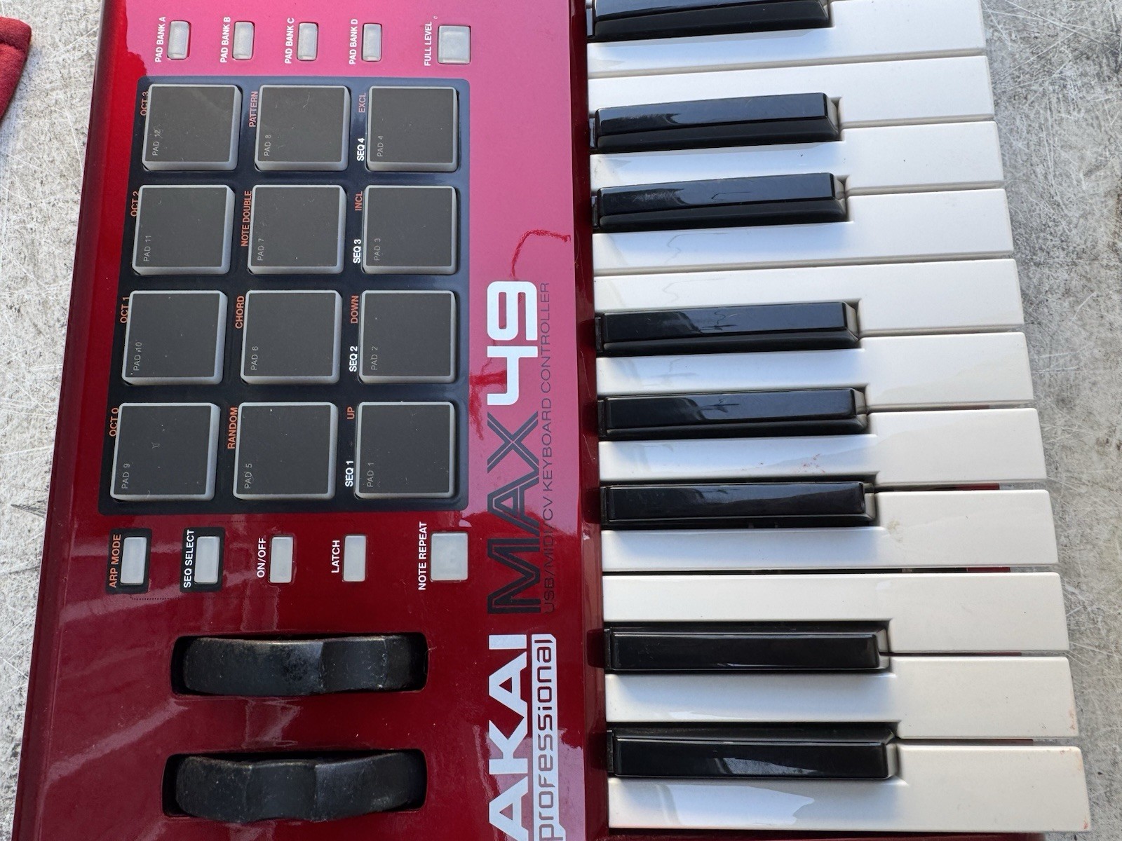 Akai Professional MAX49 USB/MIDI/CV Keyboard Controller with Touch Faders
