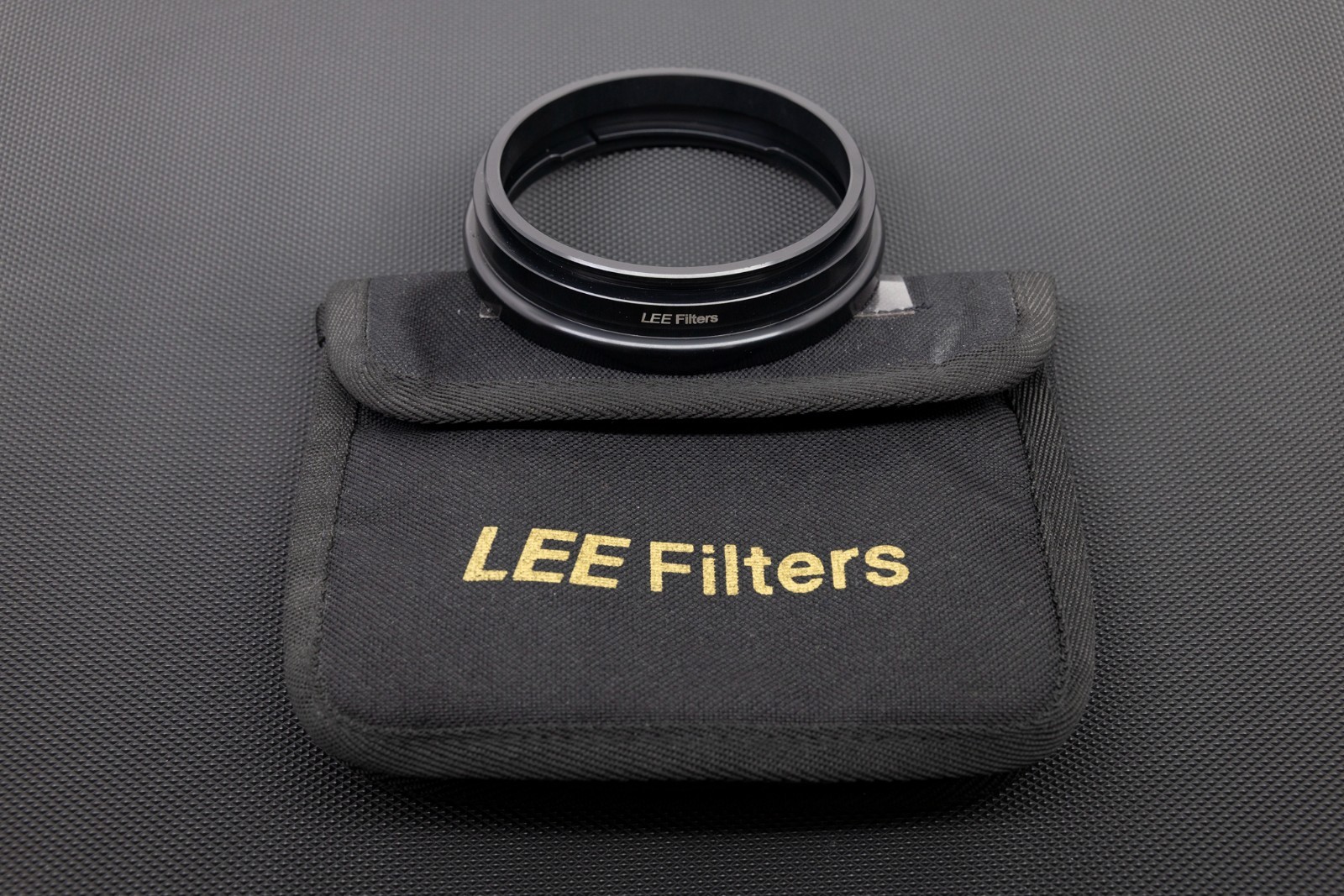 LEE Filters LEE100 Adaptor Ring + Case for Canon TS-E 17mm