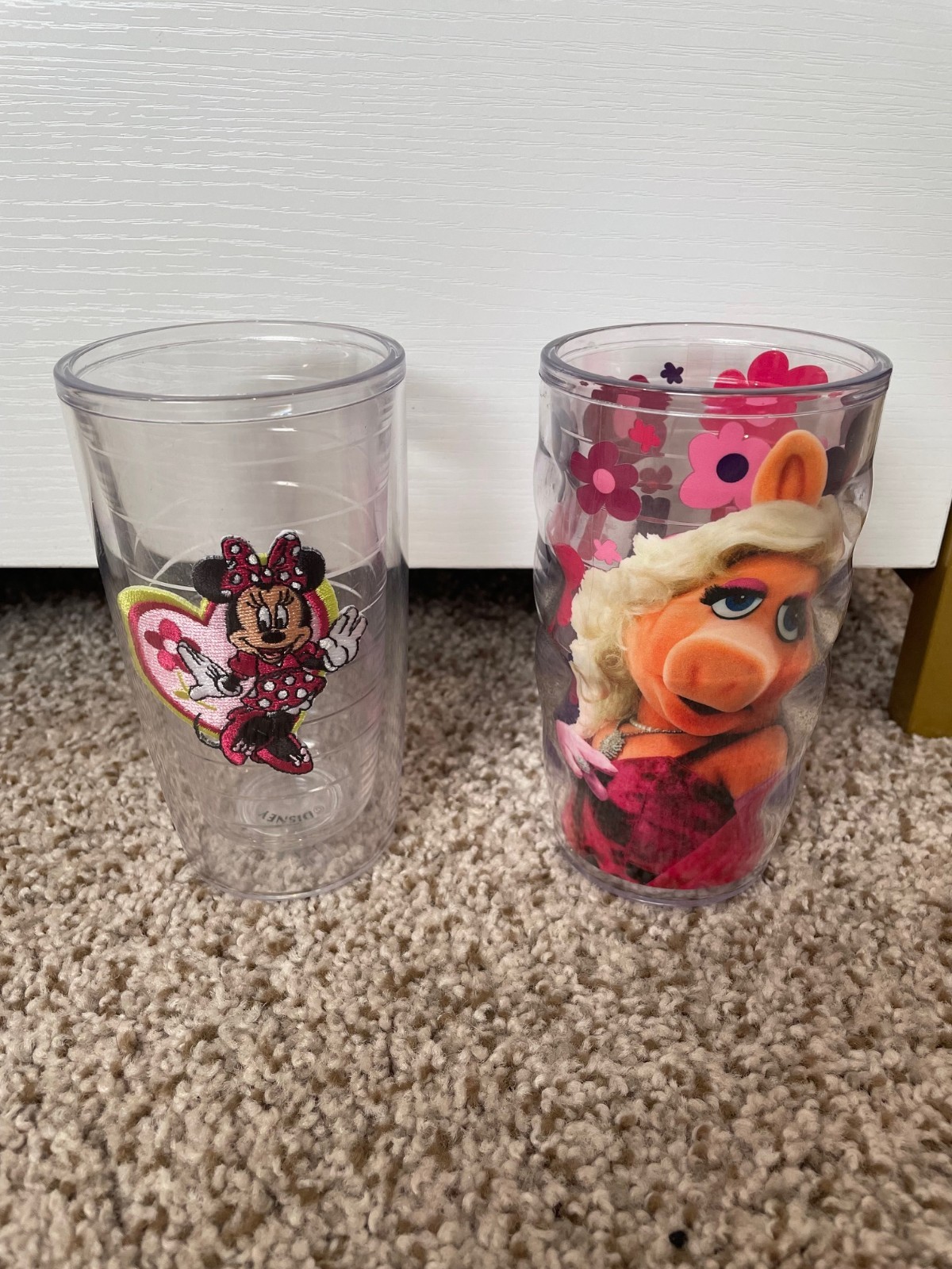 Set of 2 10oz Tervis Cups, Minnie Mouse -Clear, Miss Piggy- Pink Purple Flowers