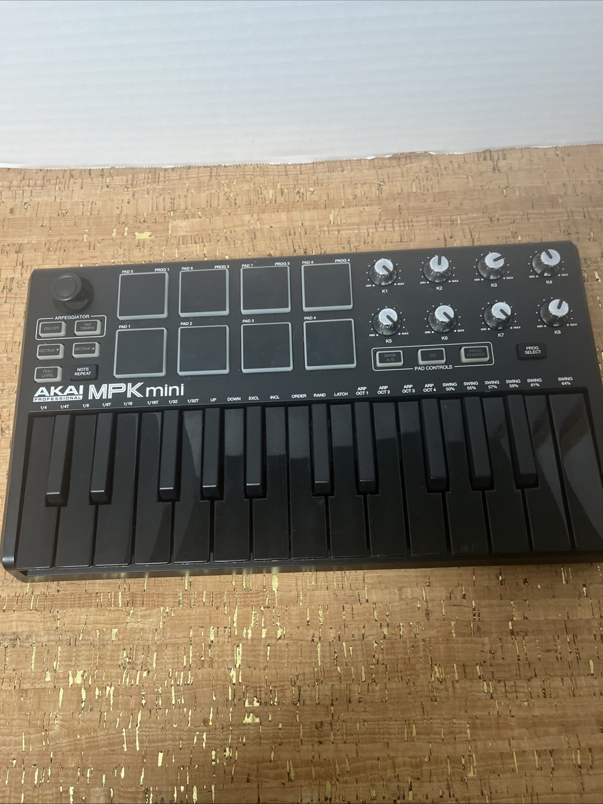 Akai Professional MPK Mini MIDI Controller No Cord
