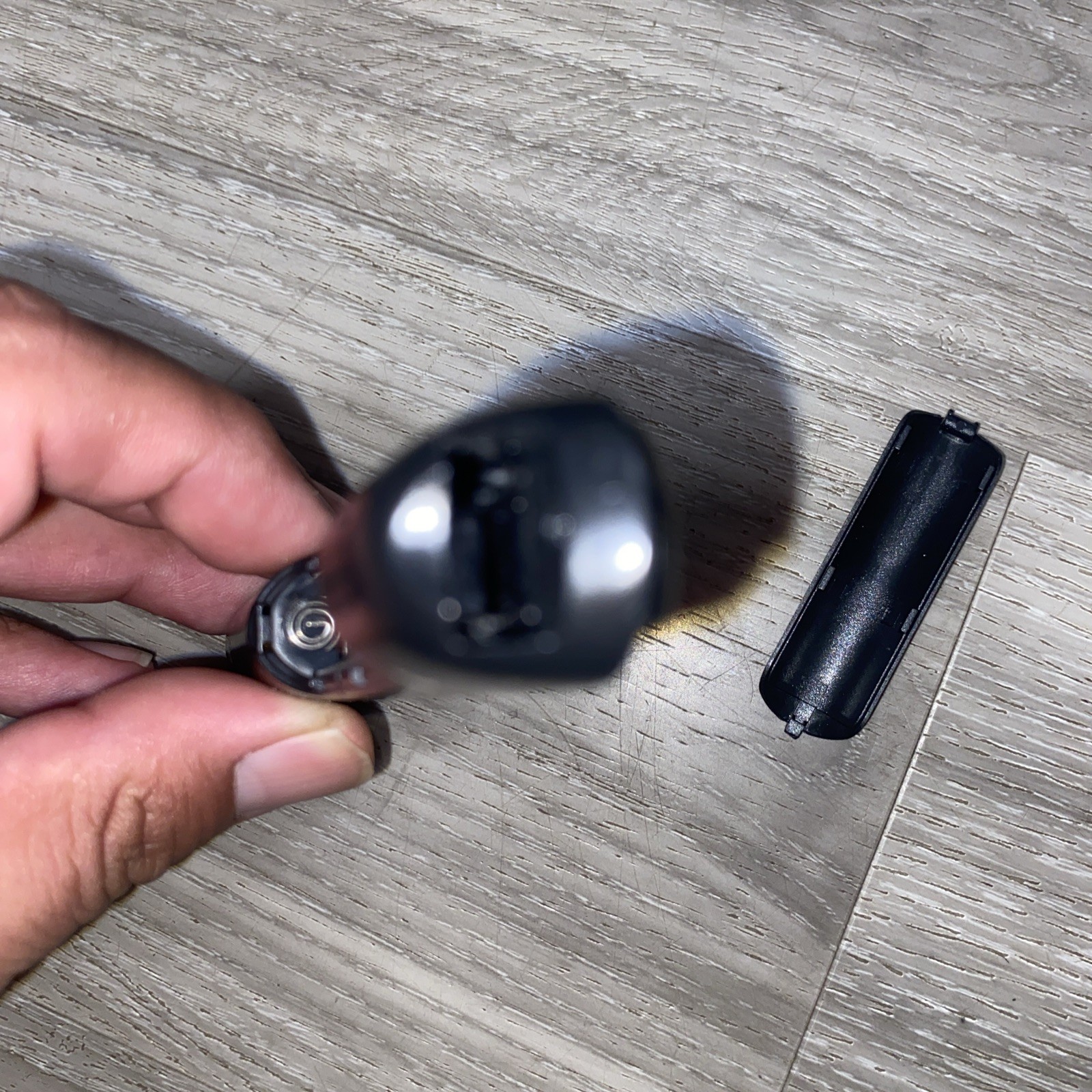 Wireless Presenter Pointer PowerPoint Clicker, 2.4GHz Mouse Volume (missing USB)