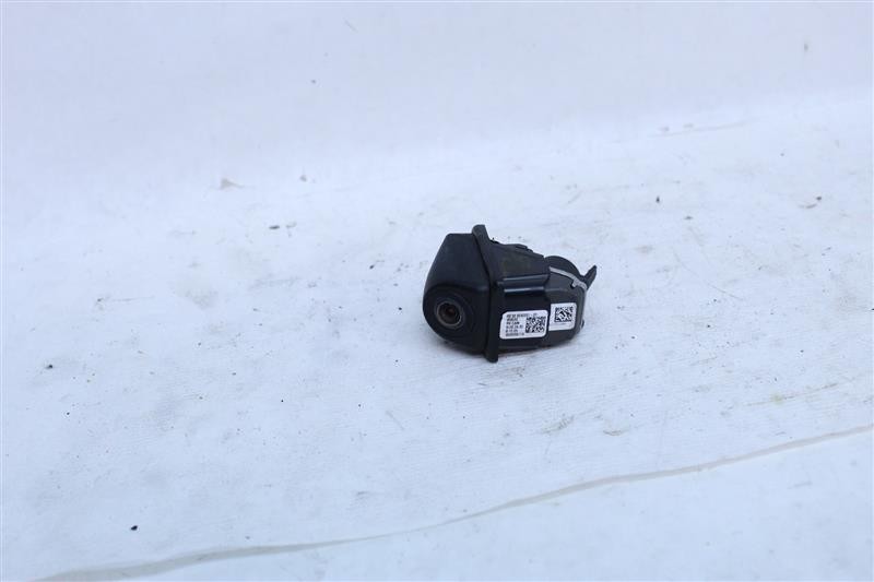 PARK ASSIST PART 228I 320i 328D 328i 328I GT 330i 09-18  CAMERA REAR 1120408