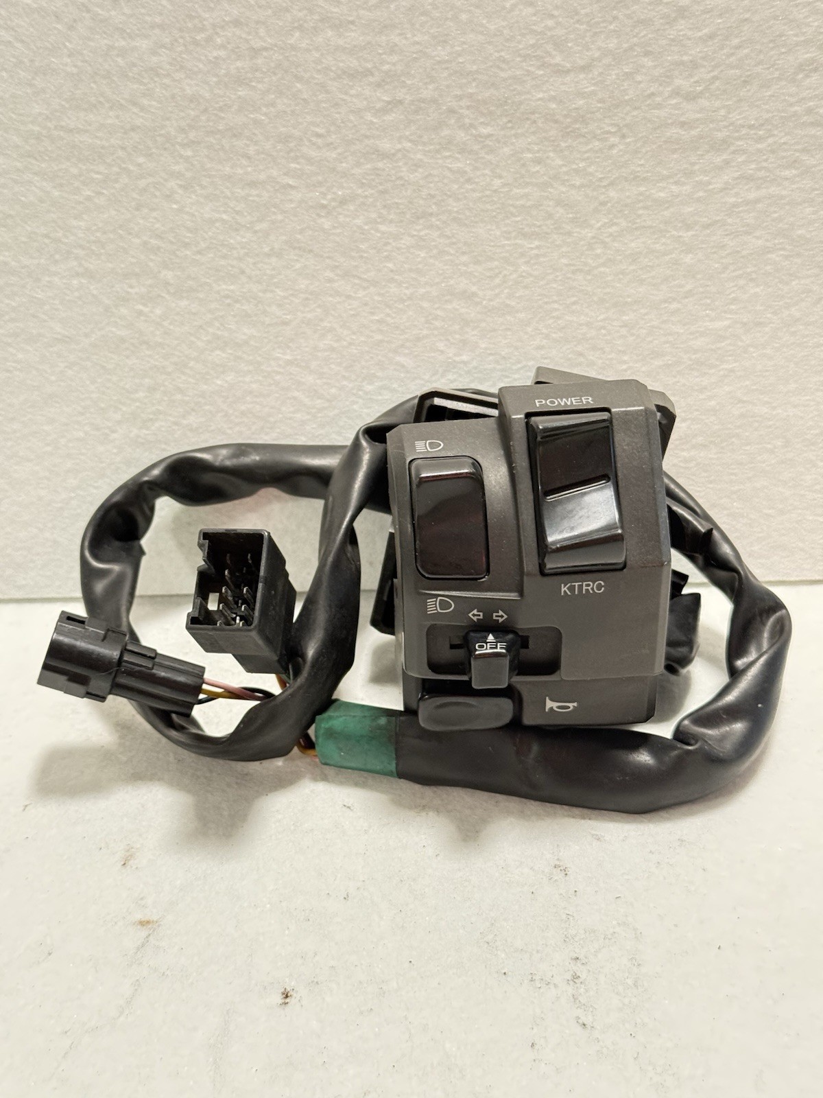 13-18 Kawasaki Ninja Zx6r Left Control Headlight Switch Mode Buttons OEM CUT
