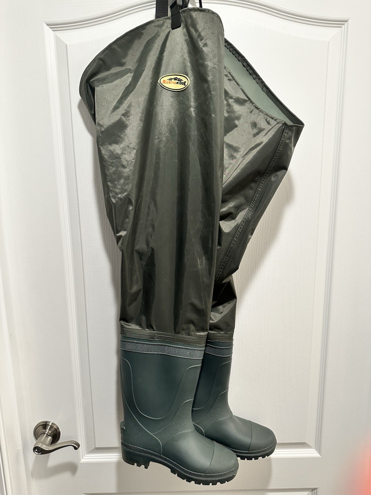 Rustic Ridge Green Lightweight and Breathable Hip Wading Boots, Size 8