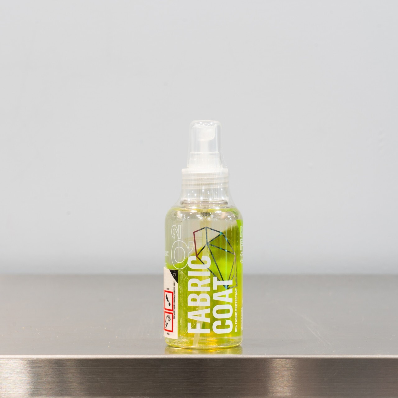 Gyeon Q2 Fabric Coat 120ml | Protective Quartz Ceramic Fabric Coating