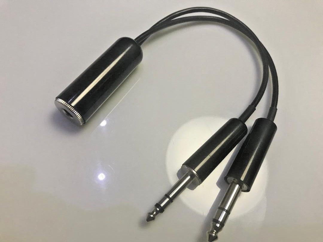 HEADSET ADAPTER SINGLE .25 to DUAL GA PLUGS by WORLD PILOT SUPPLIES p/n WPS-2