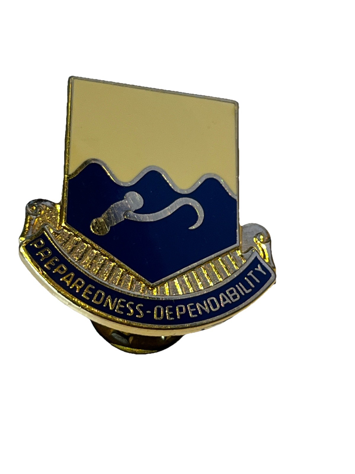 U S Army 11TH Transportation Battalion Unit Pin  (Preparedness - Dependability)