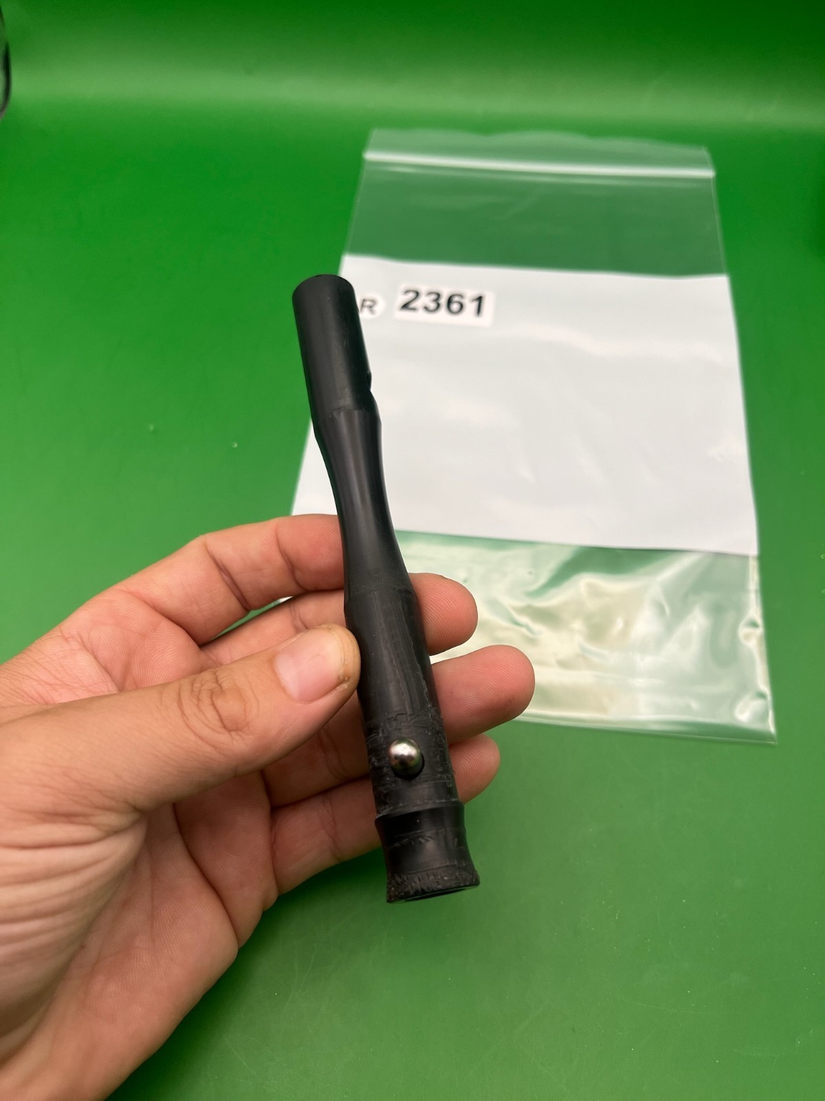 Autococker Bolt
