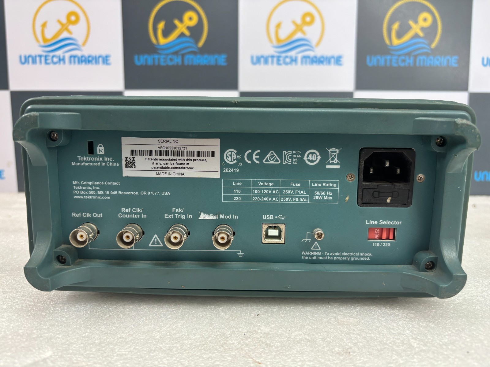 Tektronix AFG1022 Arbitrary Function Generator, 25MHz - 125MS/s