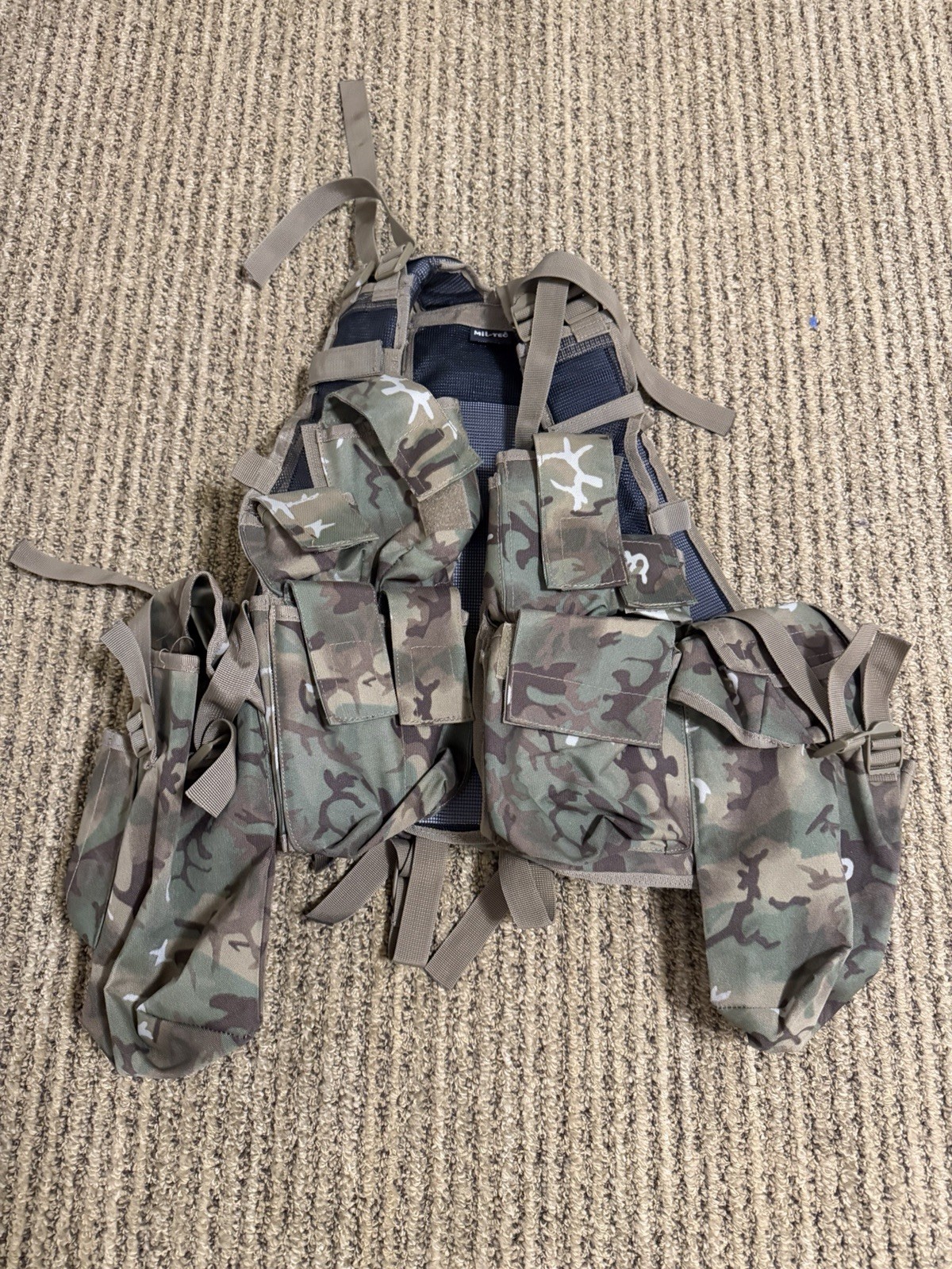 Mil-Tec Tactical Chest Rig Carry Vest Webbing Army Carrier Camo Size MD/LG