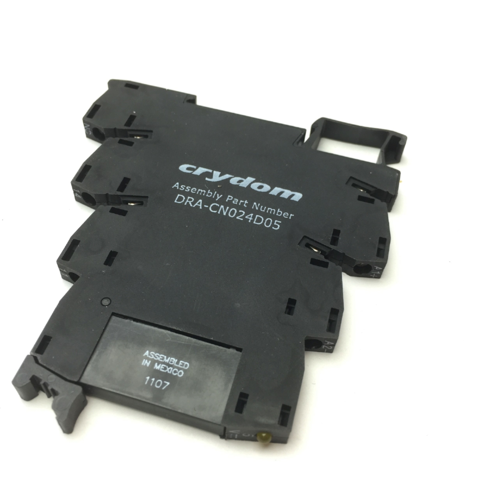 Crydom DRSCN05 Socket w/ CN024D05 Plug-In SSR Solid State Relay Control: 5VDC