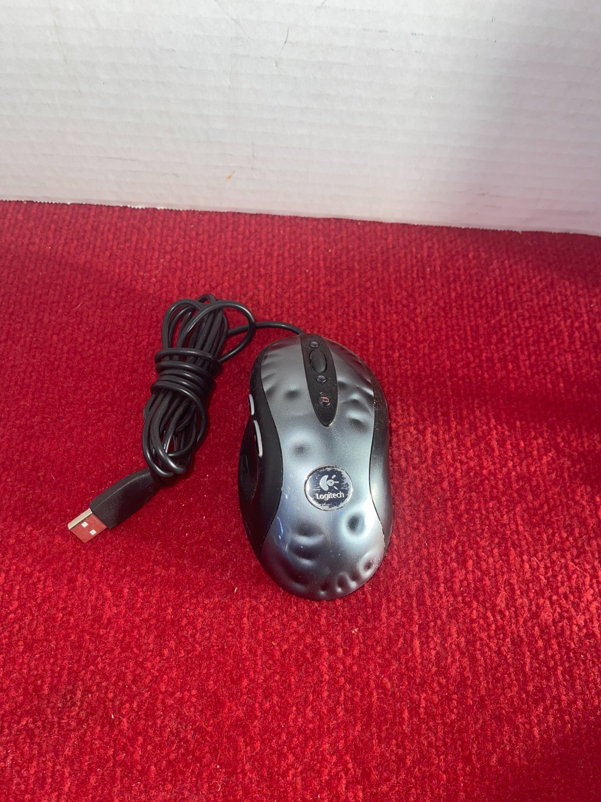 Logitech MX518 Wired Optical Gaming Mouse M/N M-BS81A P/N