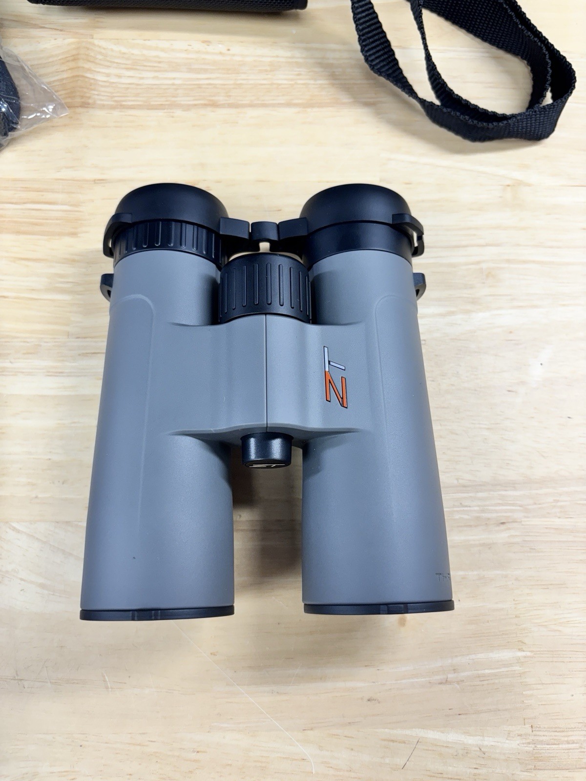 ZeroTech Thrive 10x42mm Binoculars TH1042 *NEW*