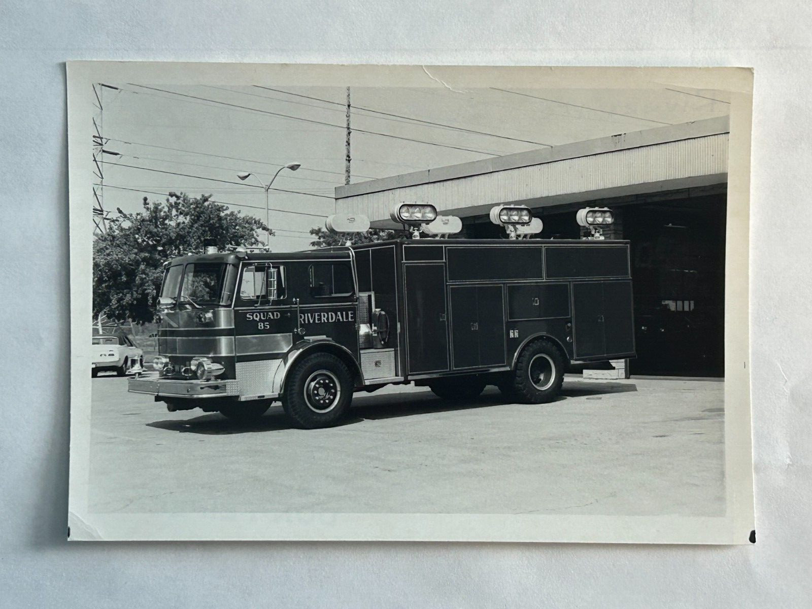 Riverdale IL 1976 FWD Pierce Squad Fire Apparatus Photo A50