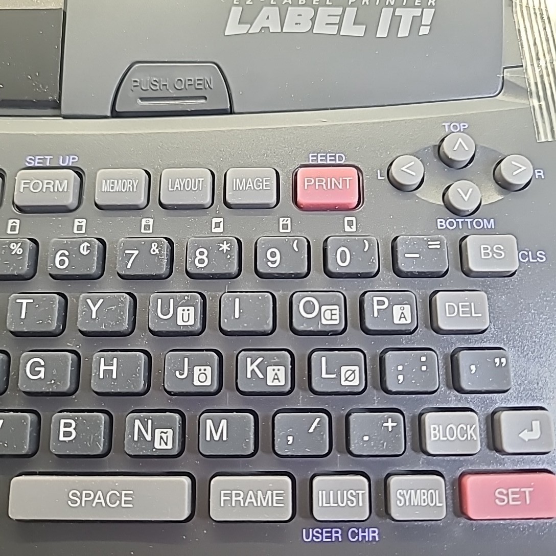 Vintage Casio Label It! KL-8100PLUS Printer Sharp Wizard OZ-630 Organizer Bundle