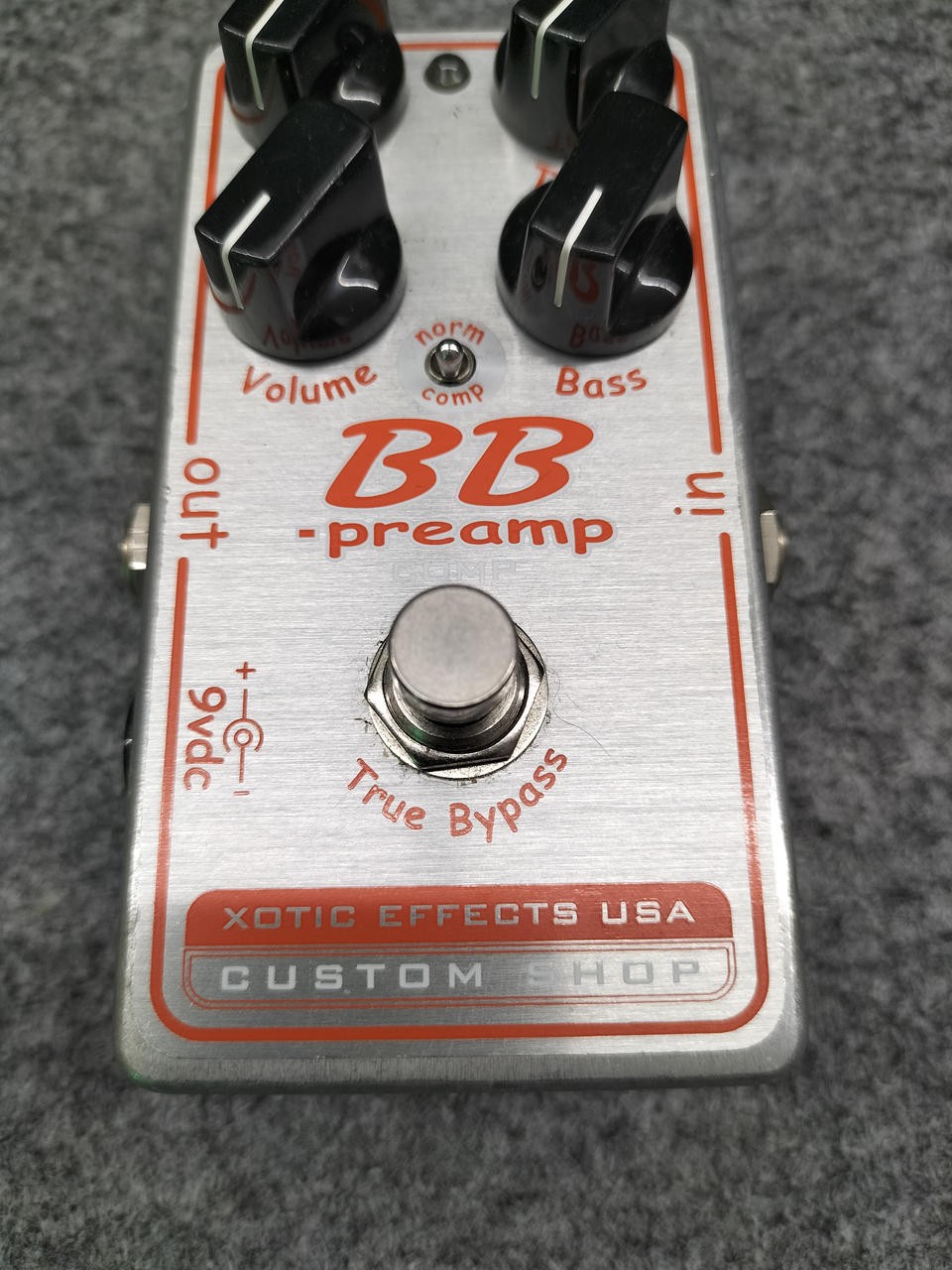 XOTIC BB PRE COMP Guitar Preamp Effect Pedal with Compressor, Box & Manual