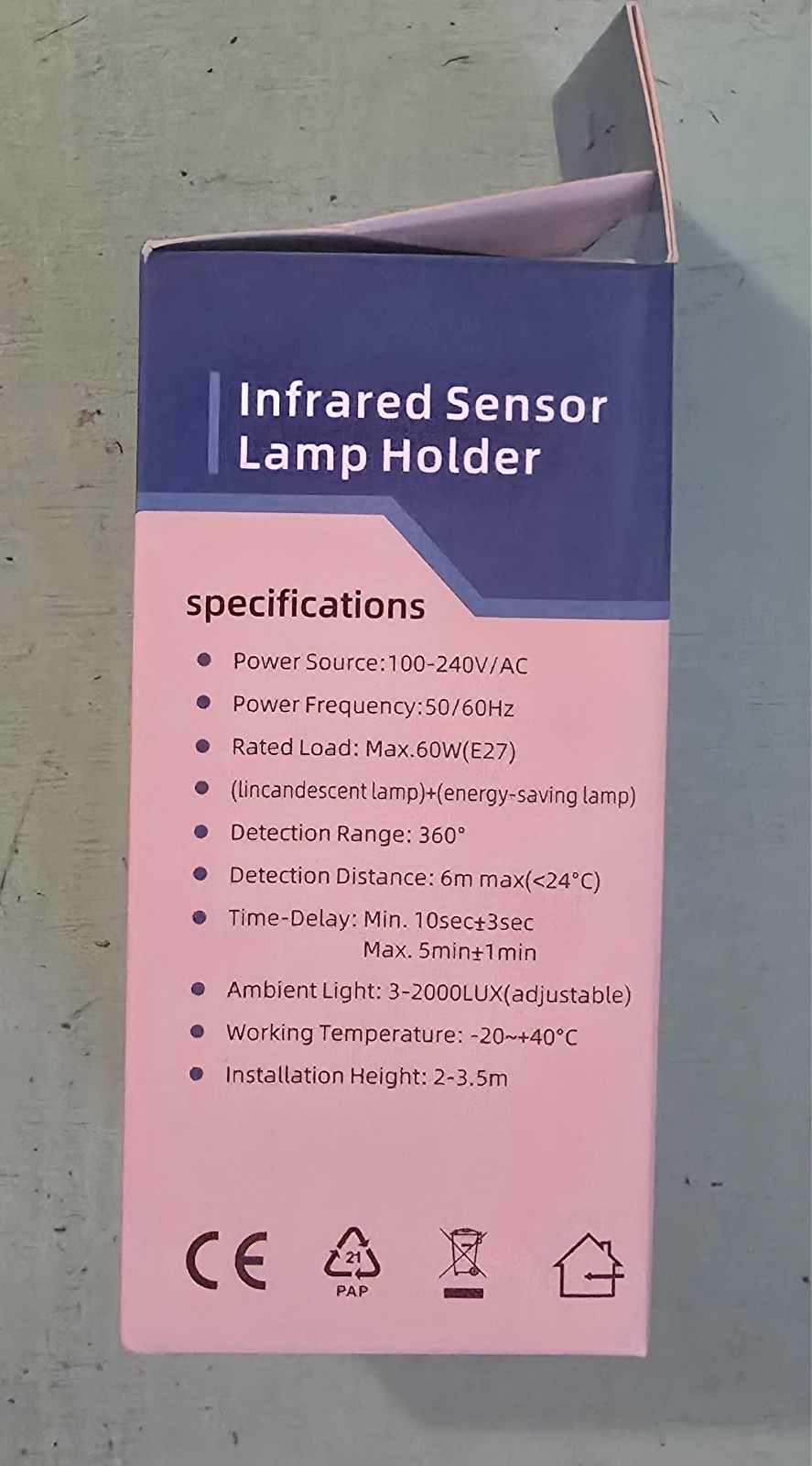 Screw-In Motion Activated Sensor Light Bulb Control Socket Adapter Dusk to Dawn