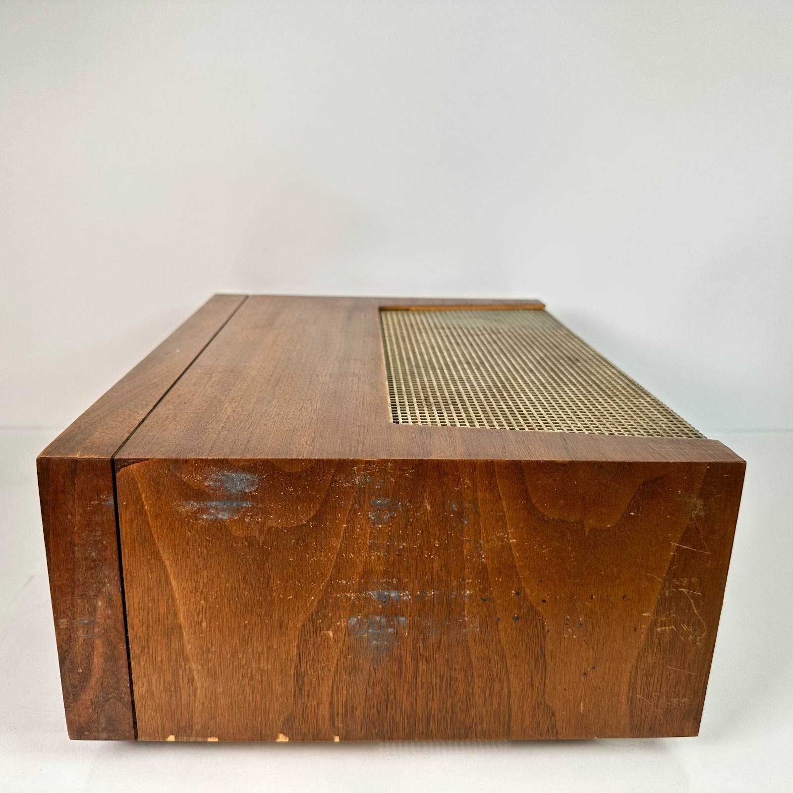 Vintage Original The Fisher Stereo Master Control Amplifier X-202 Wood Cabinet