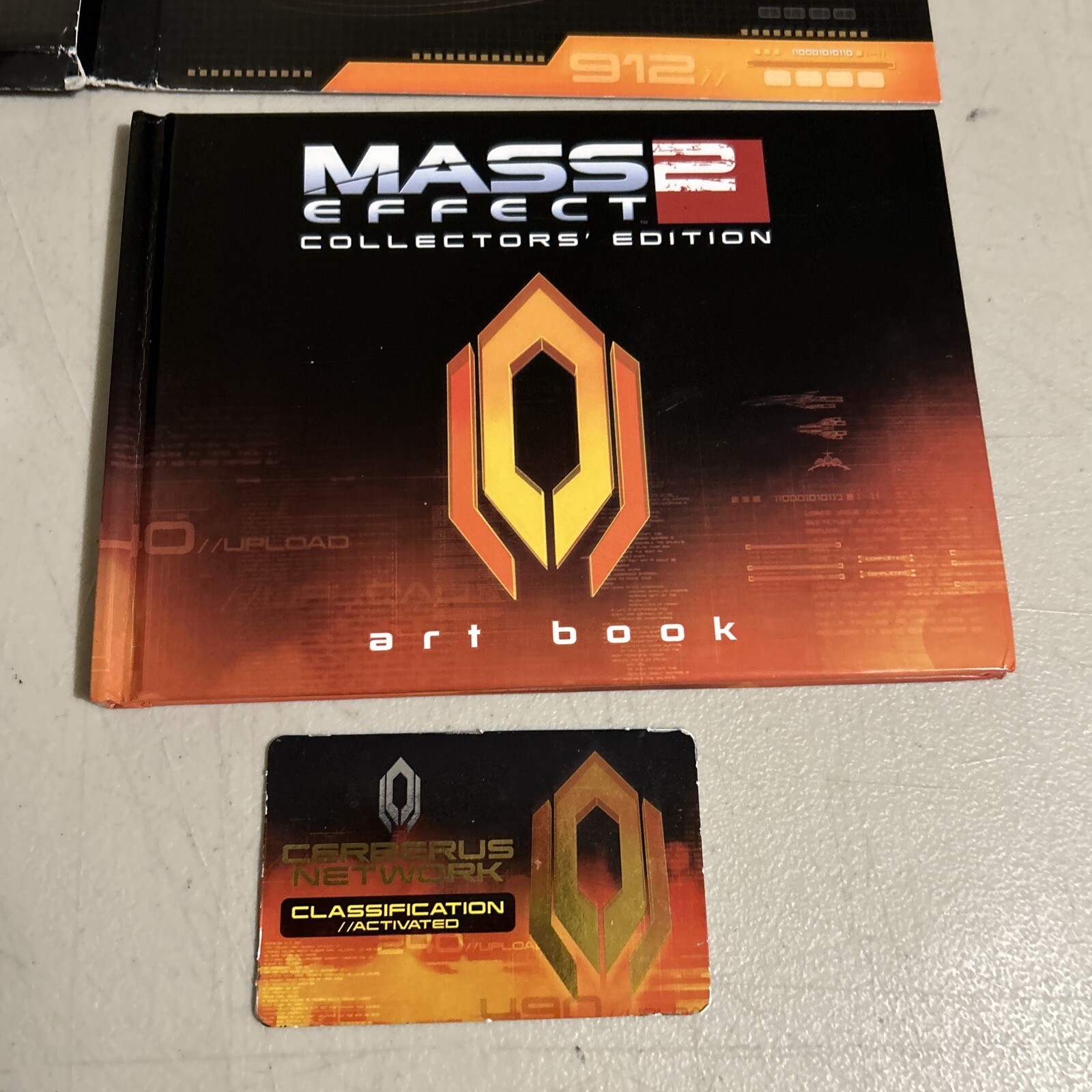 Mass Effect 2 Collector's Edition Art Book Comic More