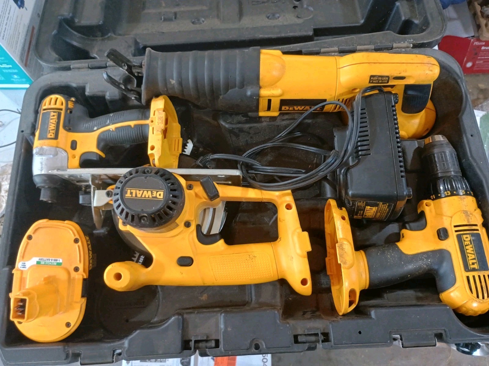 DeWalt 18V Tool Kit. Drill Impact Circular Reciprocating Battery & Charger Case