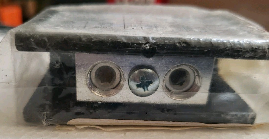VH00-410472-00009  Block Terminal 1Po Genuine OEM MARATHON 1421120 HOBART HART