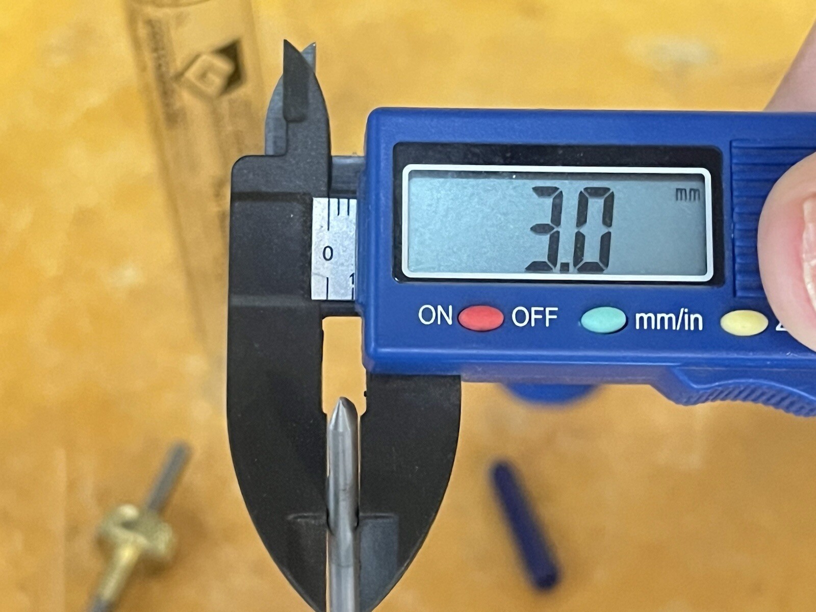GRAVOGRAPH CUTTERS FOR RESHARPING ~