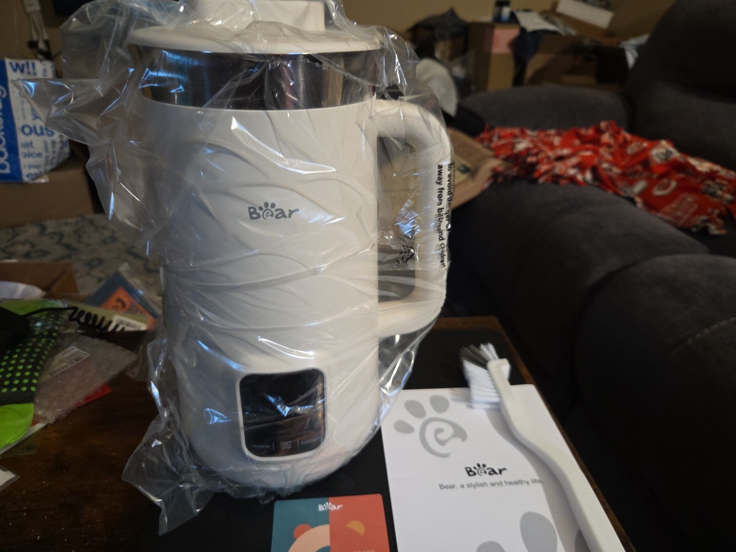 NIB - BEAR Nut Milk Maker model # DJJ-E08R1 - BEIGE