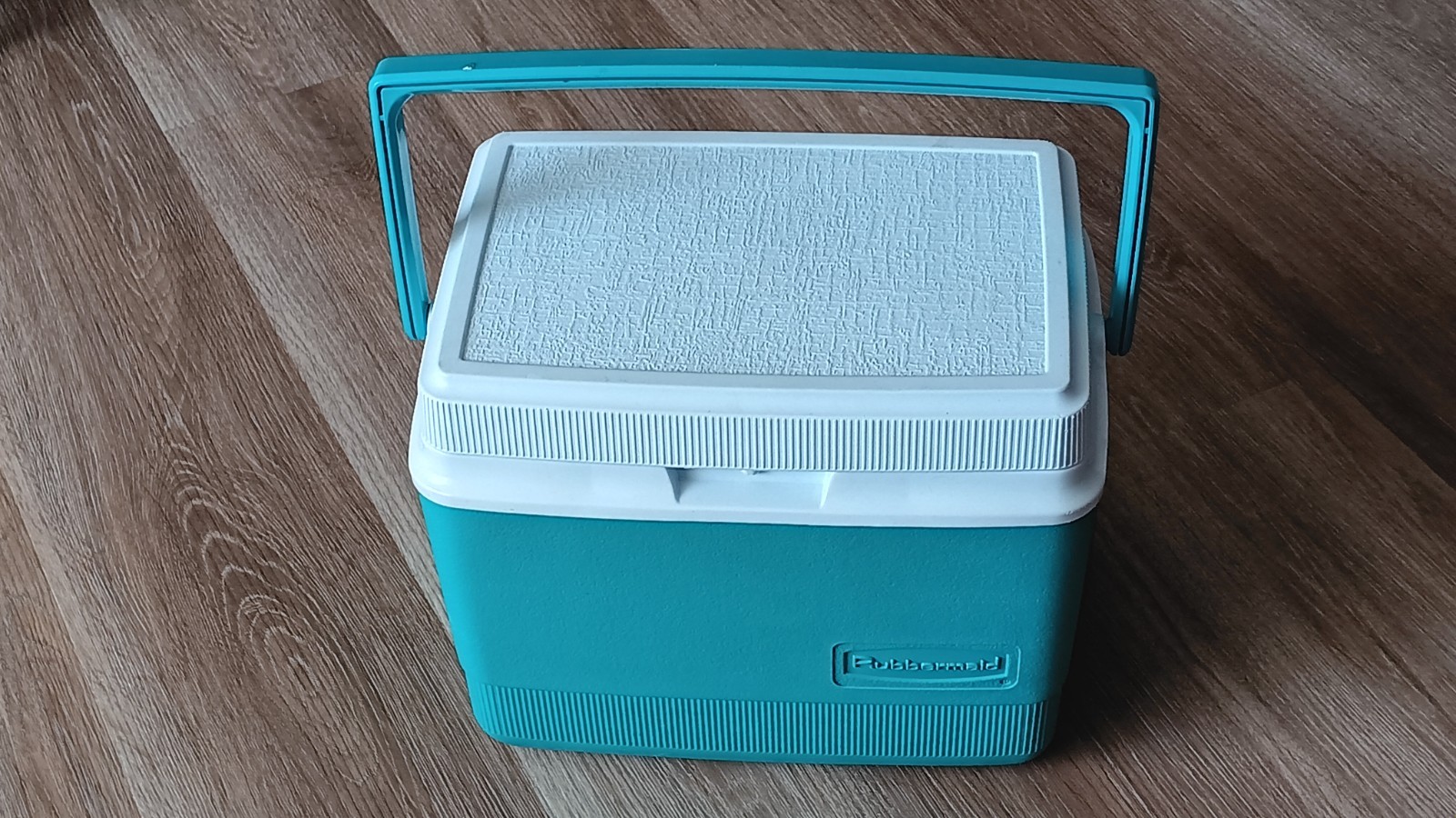Vintage Rubbermaid Gott Cooler #1907 Soda Beer Lunch Style Blue/White