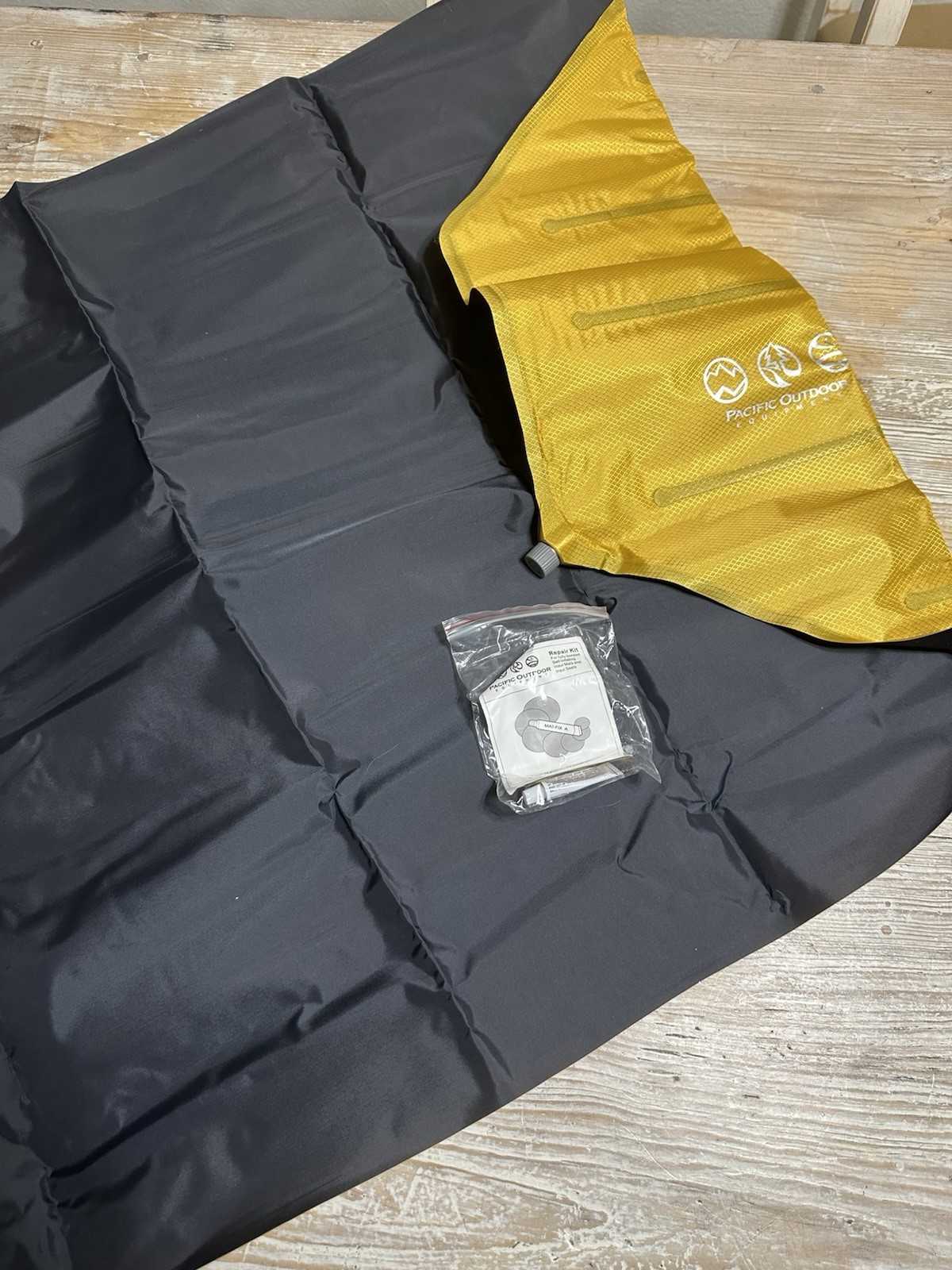 Pacific Outdoor Equipment Ether-Compact 6 2/3 sleeping pad Self Inflating NWOT
