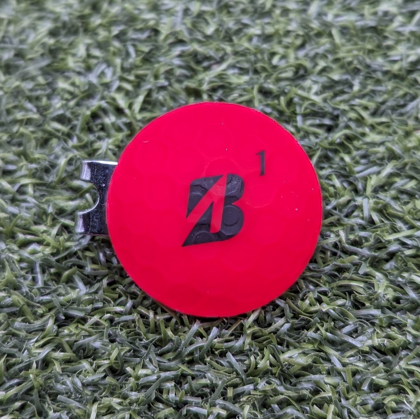 Bridgestone Real Golf Ball Marker With Magnetic Hat Clip Red E12