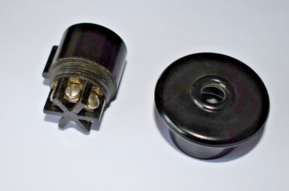 LARGE BULGIN 6 WAY PLUG AND SOCKET
