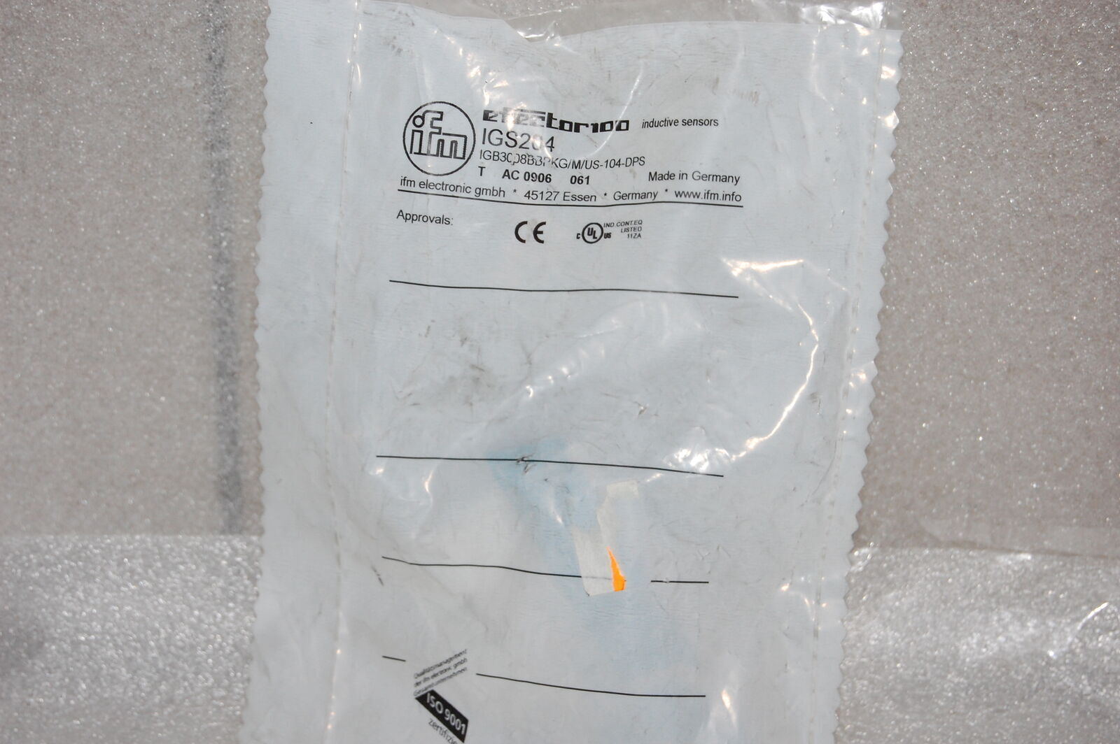 IFM IGS204 IFB3004BBPKG/US-104 Proximity Switch Sensor New