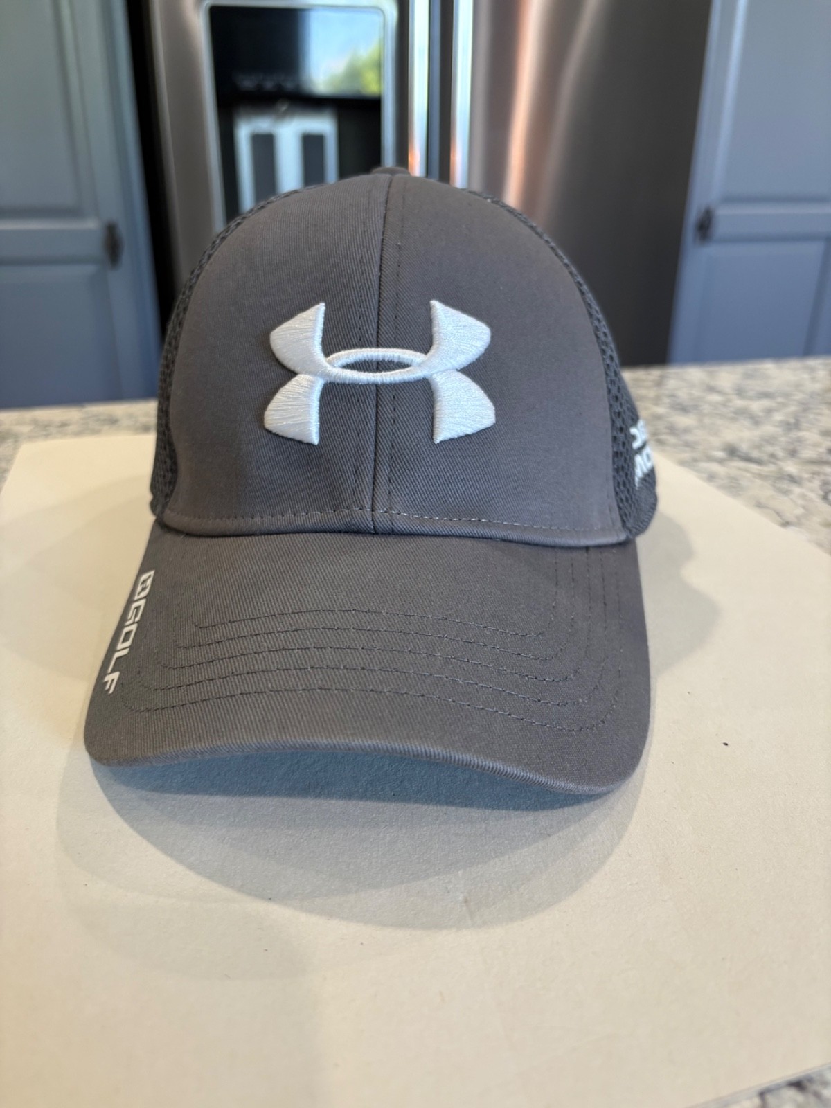 Under Armour Golf Hat / Cap Large / XL Excellent