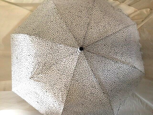 NEW SAGE & EMILY WHITE BLACK POLKA DOT COMPACT TRAVEL UMBRELLA AUTO OPEN
