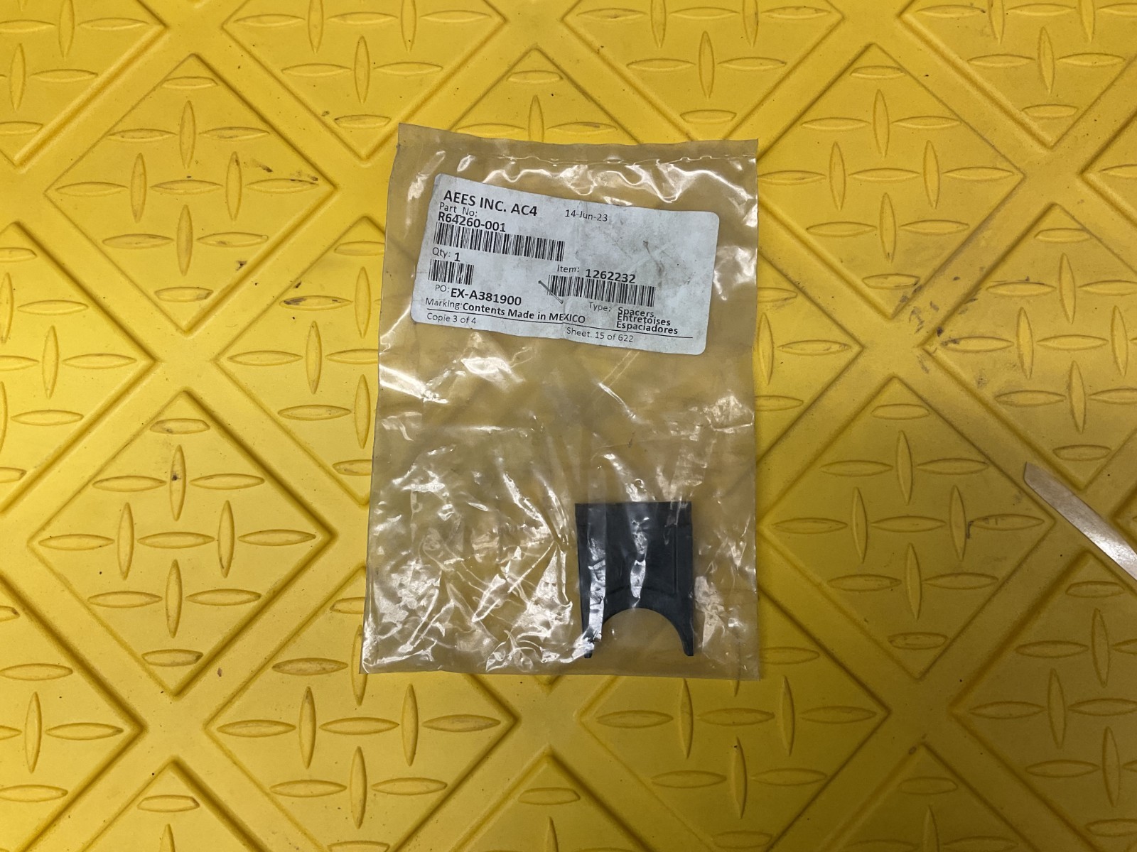 AEES WIRE GATE (SLIDE) / MISC. ELECTRICAL PN R64260-001