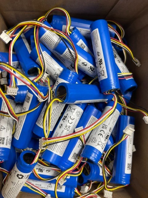 QOLSYS QR0083-840 3.7V 3000mAh BACK UP BATTERY iQ4 iQP4001 iQP4002 iQP4003 IQ4