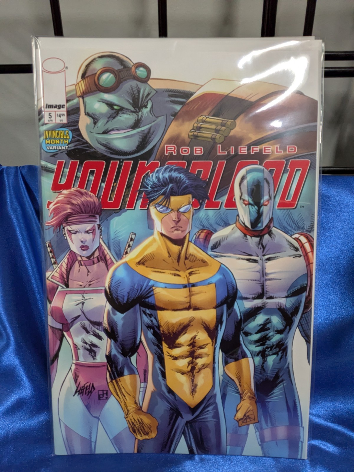 Youngblood #5 Cover E Rob Liefeld Invincible Team Up Variant Comic Book First