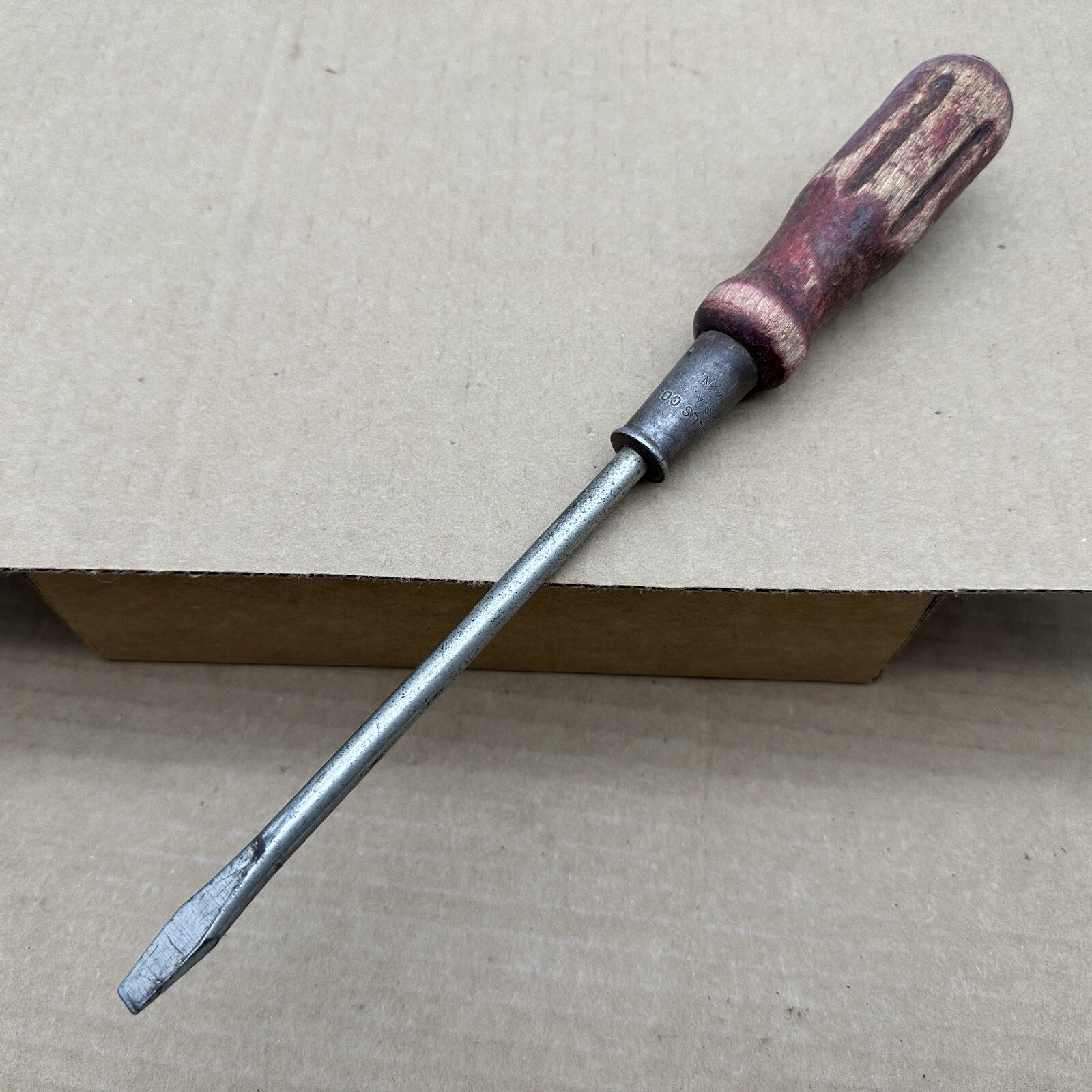 Vintage Millers Falls WOOD HANDLE Slotted Flat Screwdriver 676 6” Shaft MADE USA