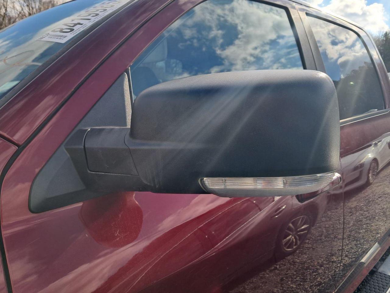 TDODR1500 2020 Glove Box 4889319